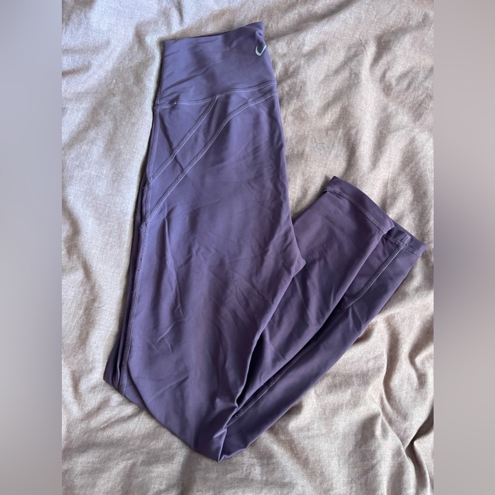 Purple TLF sports leggings! Great condition!!